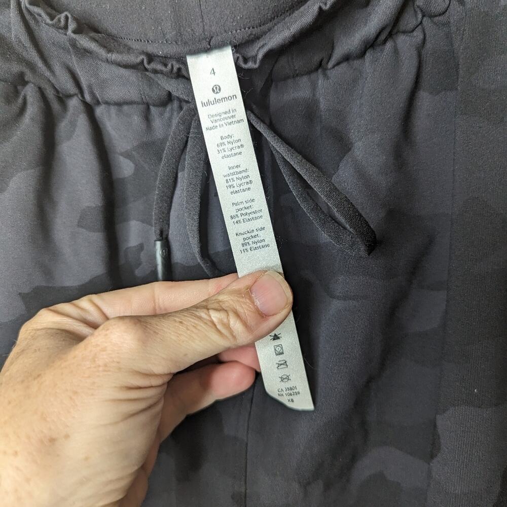 Lululemon Keep Moving Pant 7/8 High- RiseIncognito Camo Multi Grey | Size 4 - Picture 8 of 11